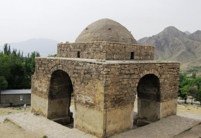 نمای کلی چهارطاقی نیاسر