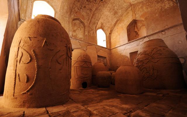 انبار خانه تاریخی پیرنیا