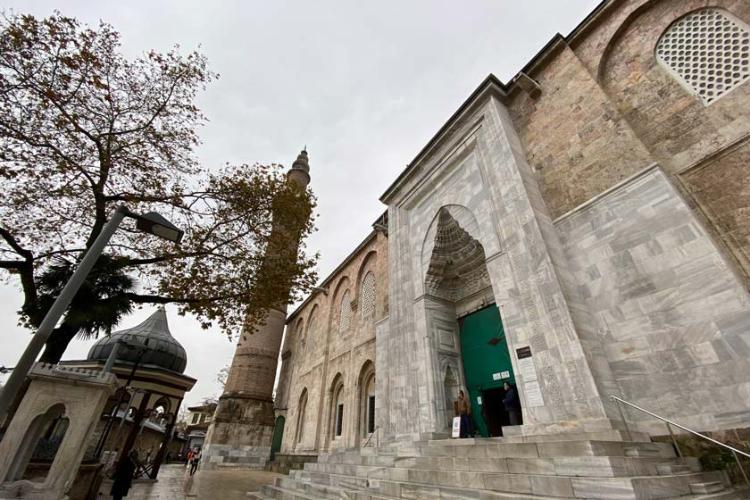 ورودی اصلی مسجد جامع بورسا