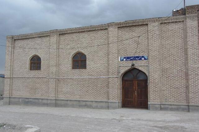 ورودی مسجد لامشان