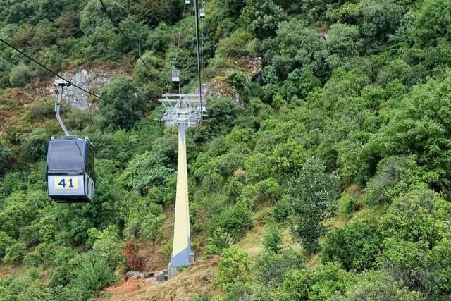 تله کابین رامسر در دل جنگل