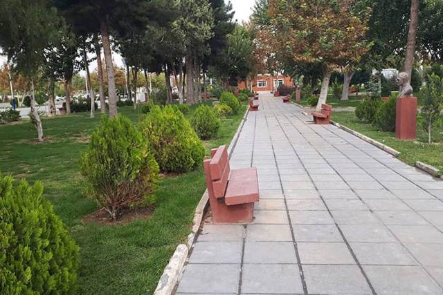 نیمکت‌های بوستان ولایت