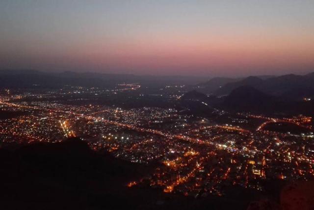 بام لرستان در شب