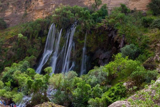 دورنمای آبشار شوی