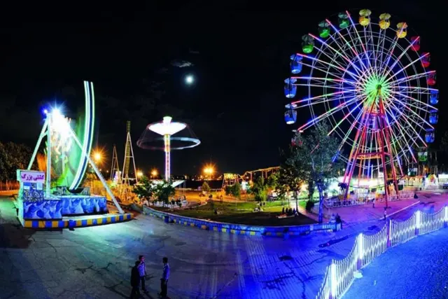 چرخ فلک پارک ارم