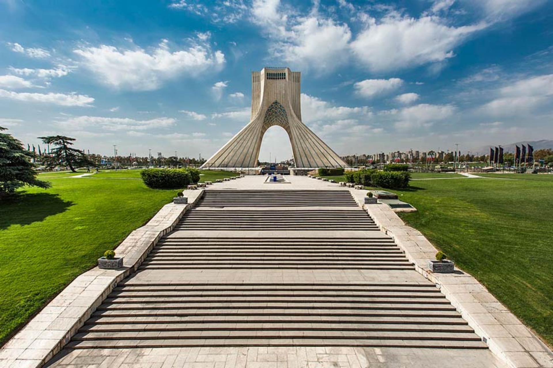 تخفیف ۷۰ درصدی بازدید از برج آزادی به مناسبت روز جهانی موزه