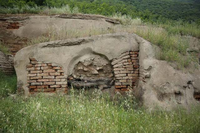 بقایای دیوار بزرگ گرگان