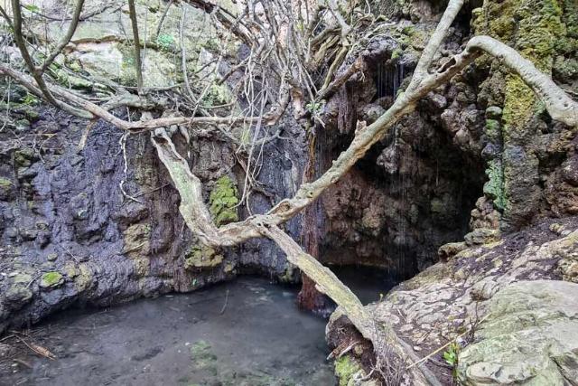 حمام های آفرودیت؛ منبع عکس: گوگل مپ؛ عکاس: نامشخص