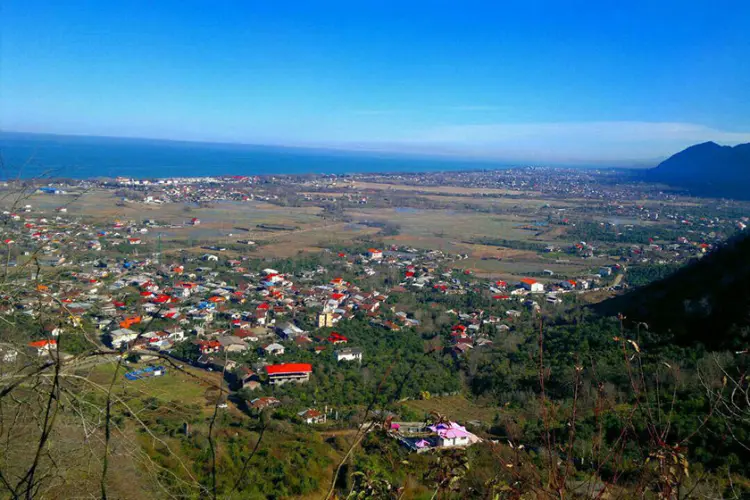 روستای قاسم آباد چابکسر؛ منبع عکس: گوگل مپ؛ عکاس: محمدرضا یعقوبی شاوک