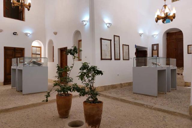 فضای داخلی موزه اسناد و نسخ تاریخی یزد