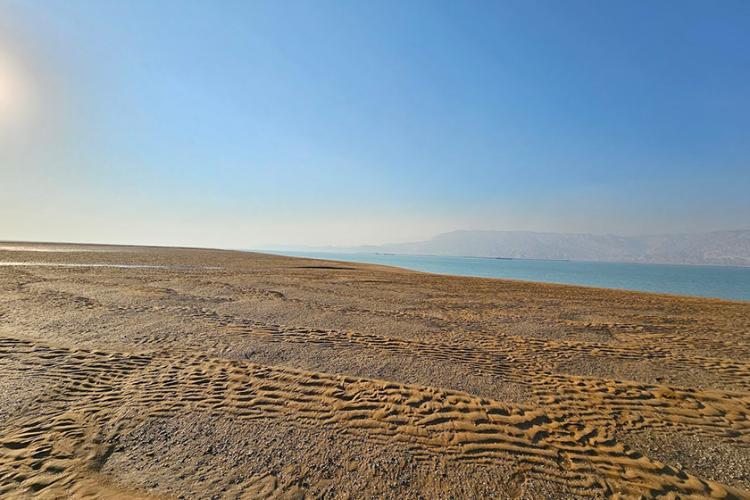 ساحل جزیره وارمی قشم
