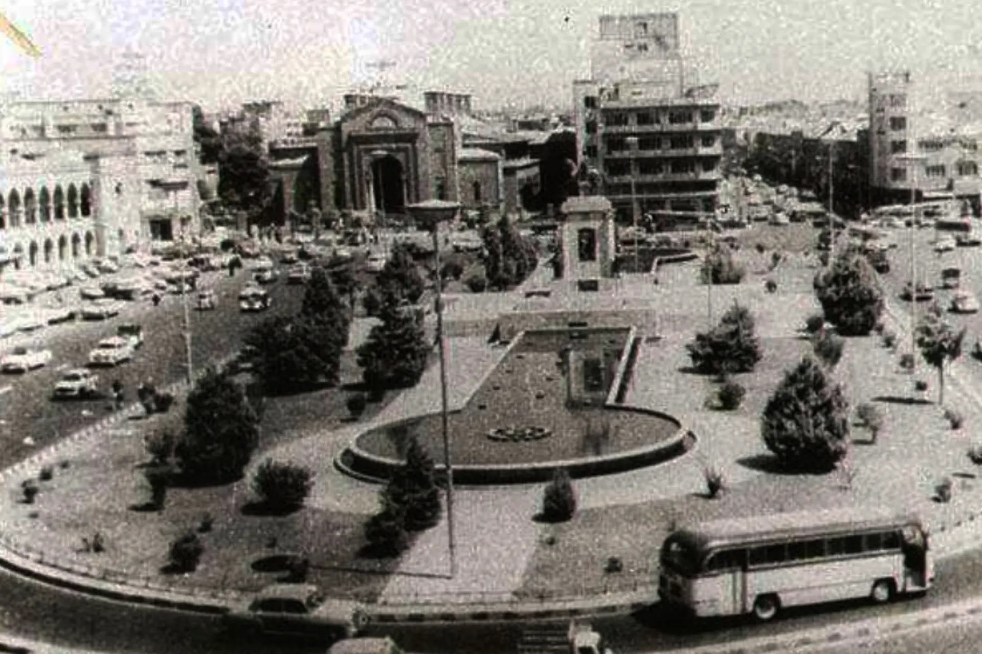 عکس تاریخی میدان توپخانه