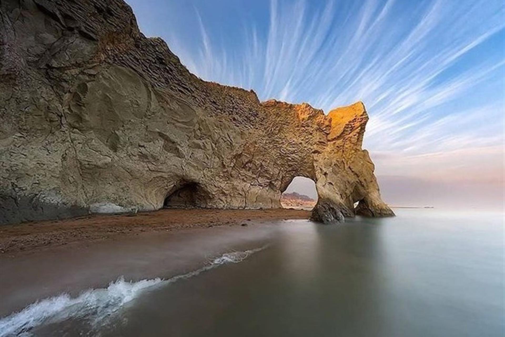 ساحل روزنه دریا جزیره هرمز