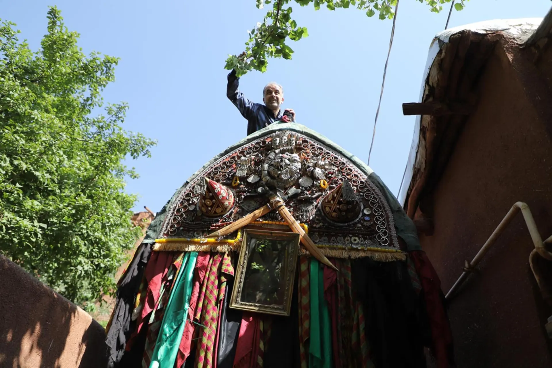 نخل گردانی در ابیانه