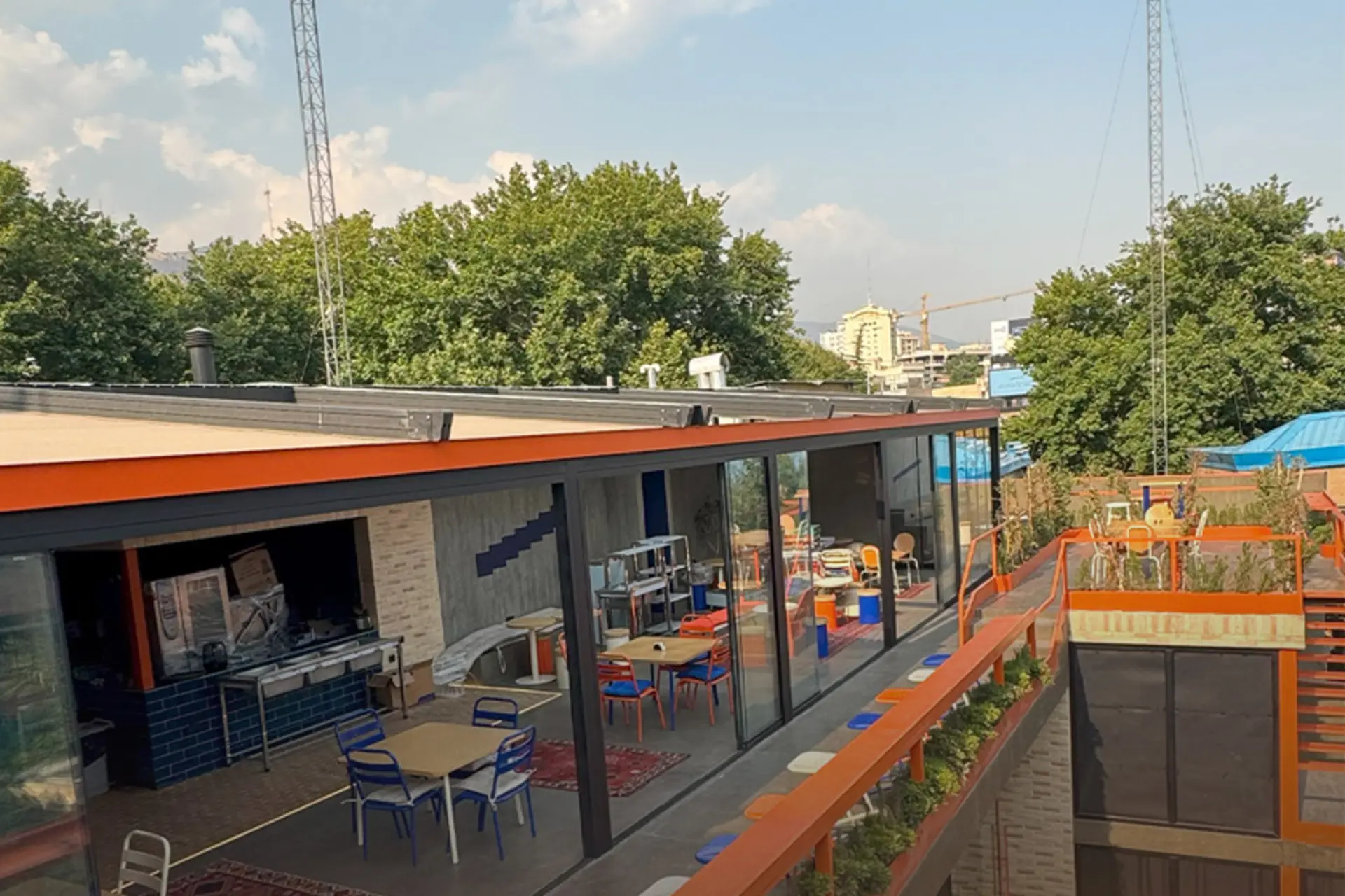 عمارت روبرو تجریش