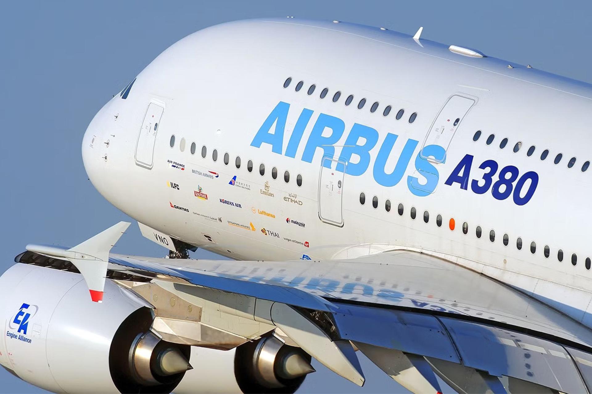  دماغه  ایرباس A380 در حال پرواز
