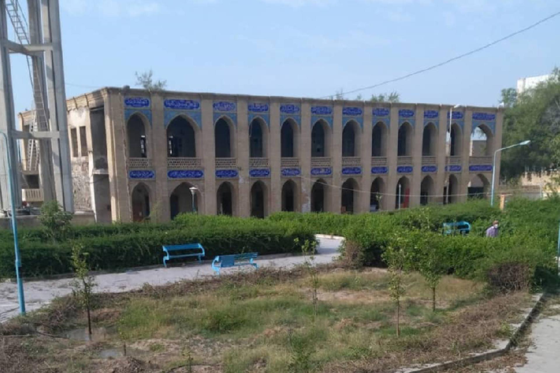 عمارت کلاه فرنگی بندرعباس