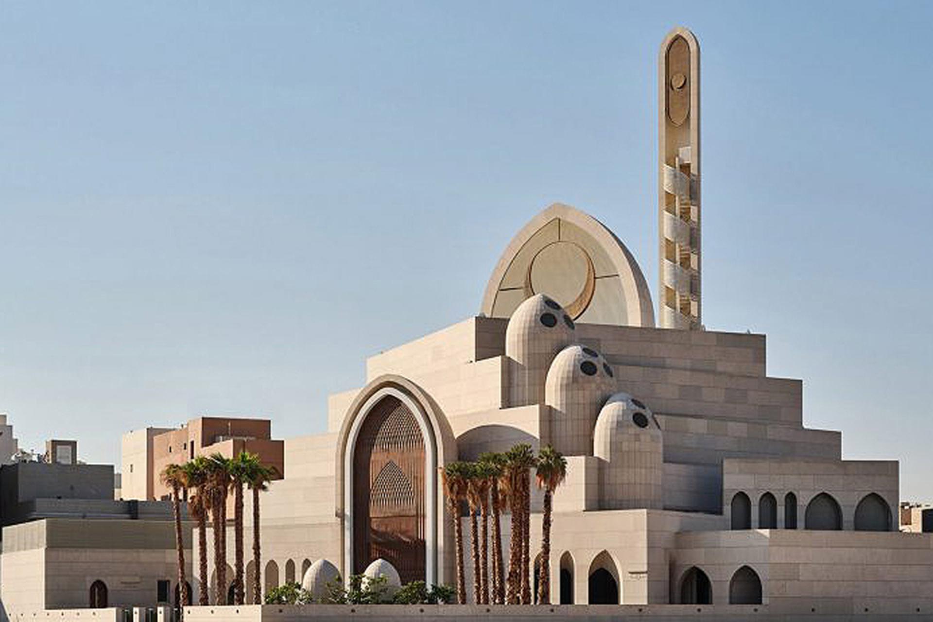 بنای سفید رنگ مسجد مملوکی در کویت