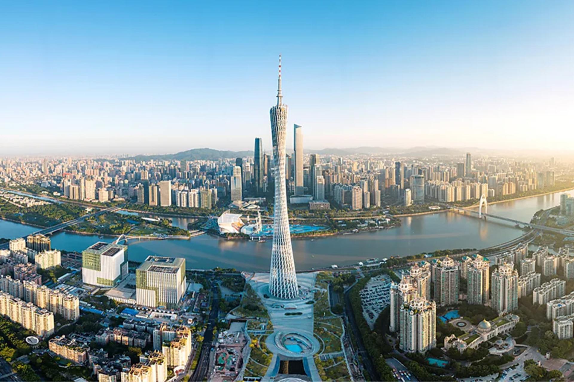 نمای هوایی از شهر گوانگژو و برج کانتون