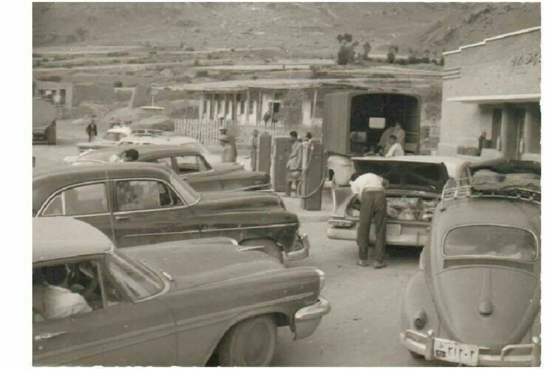 پمپ بنزین جاده چالوس