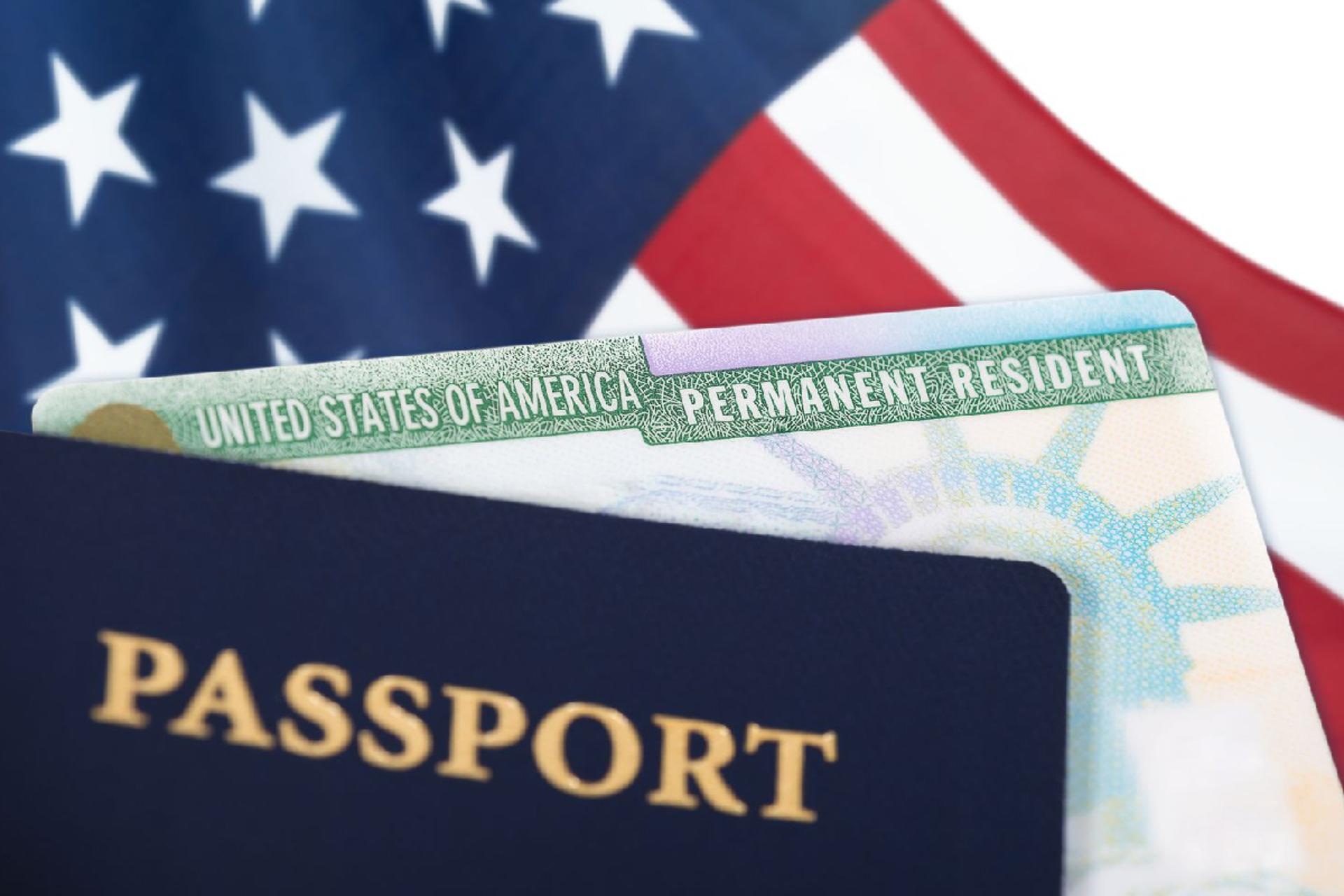 جنجال جدید مهاجرتی در آمریکا؛ ترامپ لاتاری گرین کارت را متوقف کرد