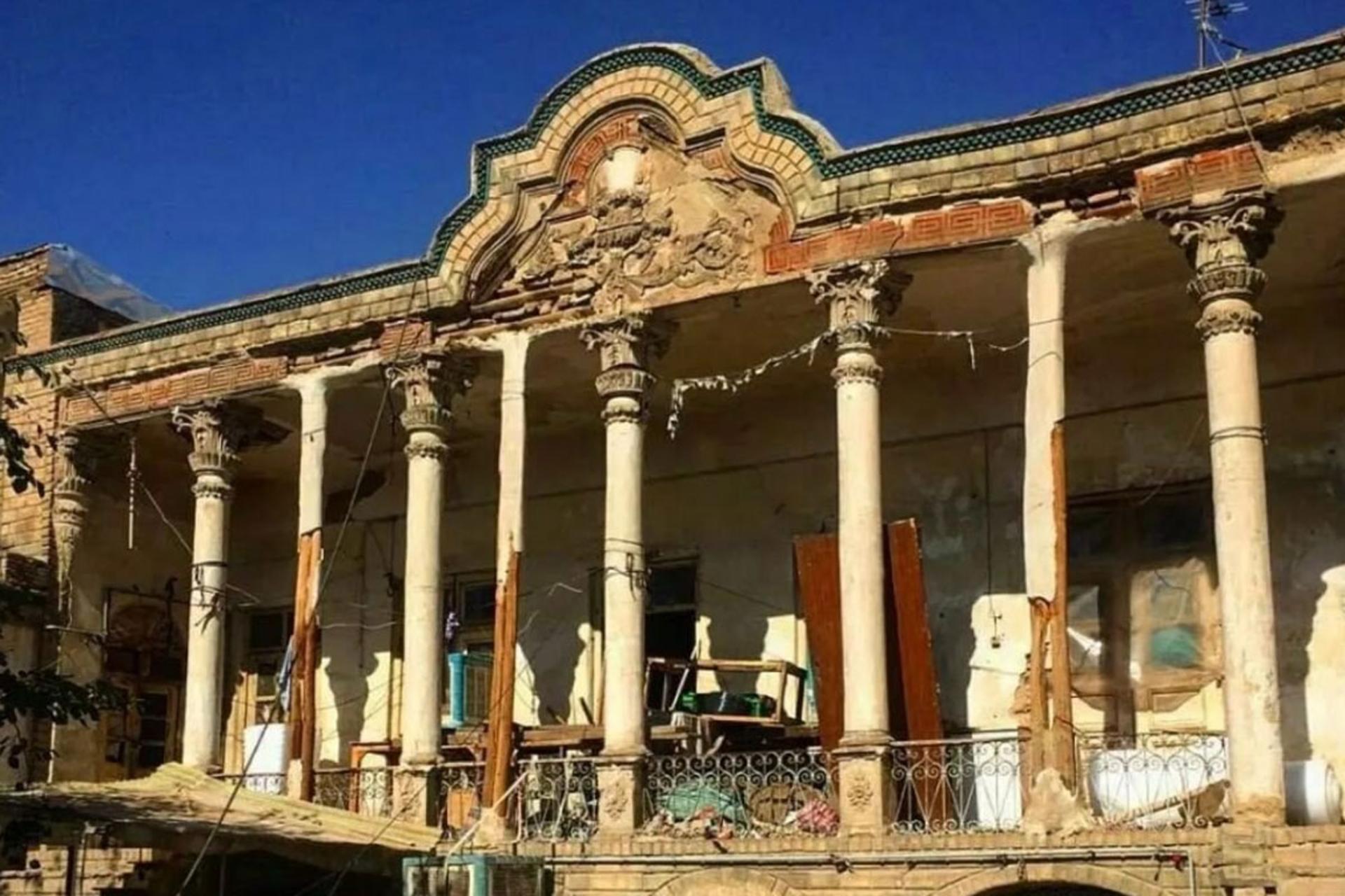 بولدوزر شهرداری تهران روی اثر ملی؛ خانه امین‌لشگر فرو ریخت (+ویدیو)