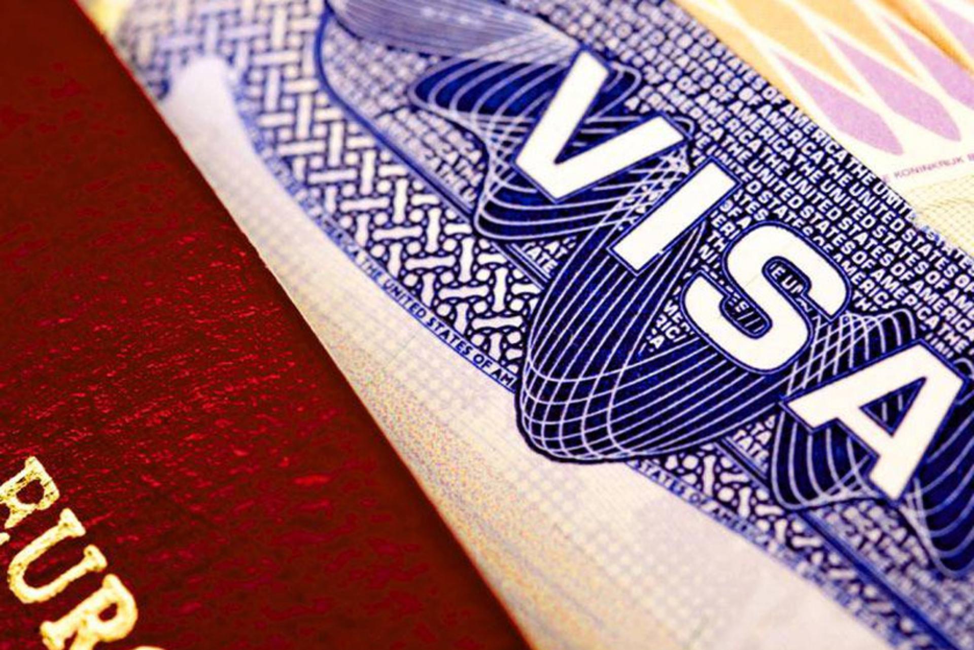 چگونه ویزای دبی را به‌صورت آنلاین دریافت کنیم؟