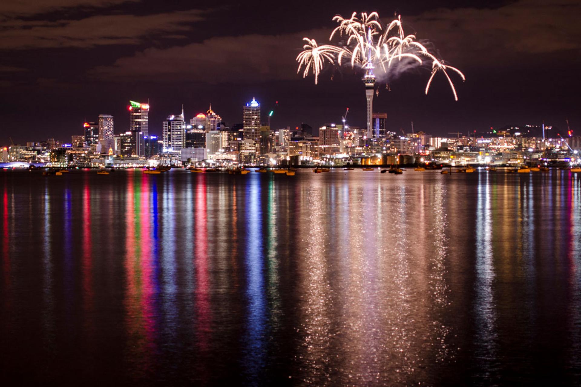 از اقیانوس آرام تا خلیج فارس؛ کدام کشورها زودتر از ایران به استقبال سال ۲۰۲۶ می‌روند؟