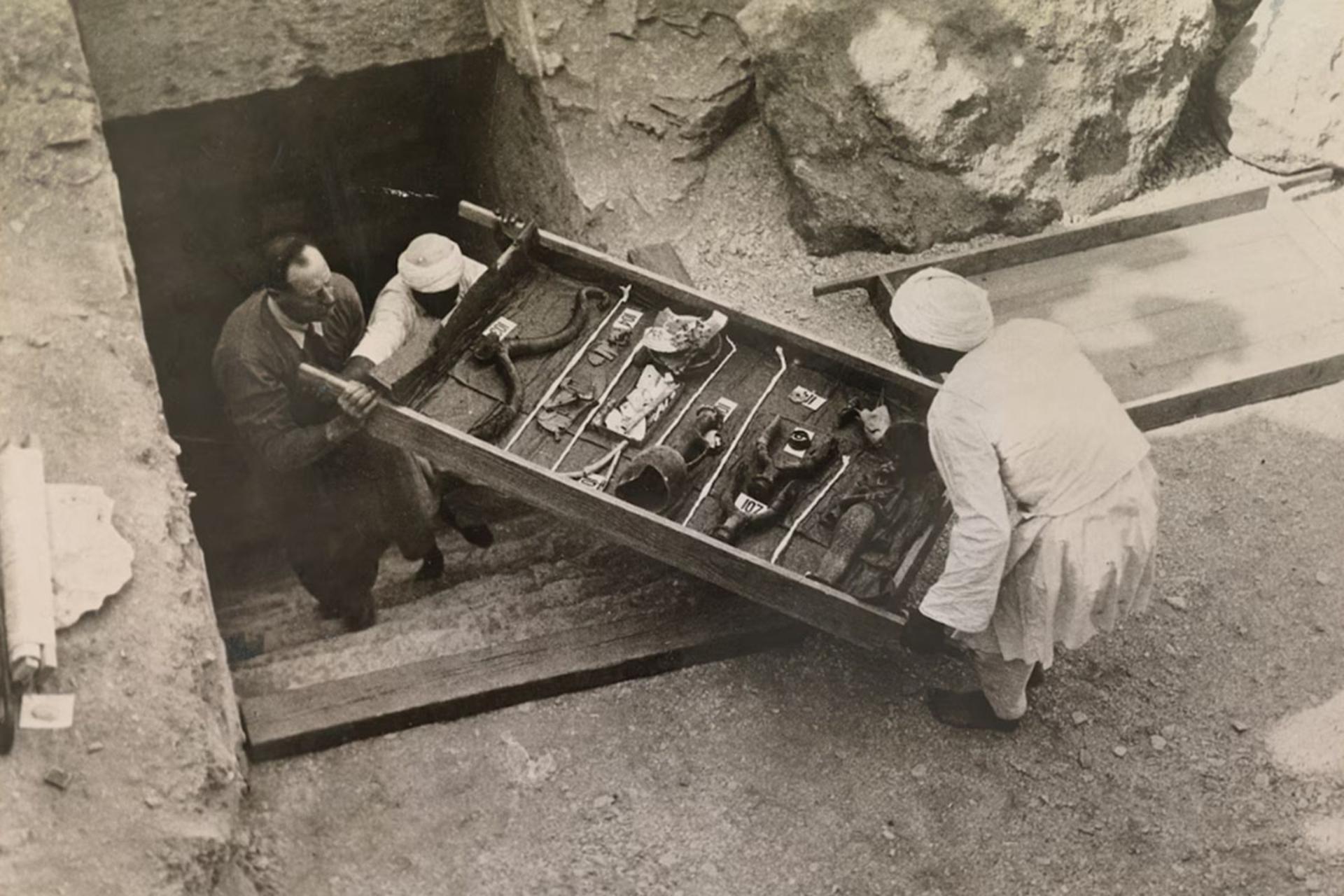 وقتی مقبره اعجاب‌انگیز توت‌عنخ‌آمون باز شد؛ روایت تکان‌دهنده نخستین خبرنگار