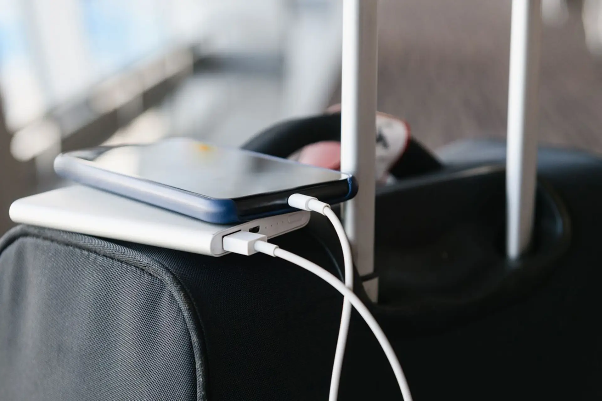 خطر در جیب مسافران؛ کره جنوبی استفاده از پاوربانک را در پروازها ممنوع کرد