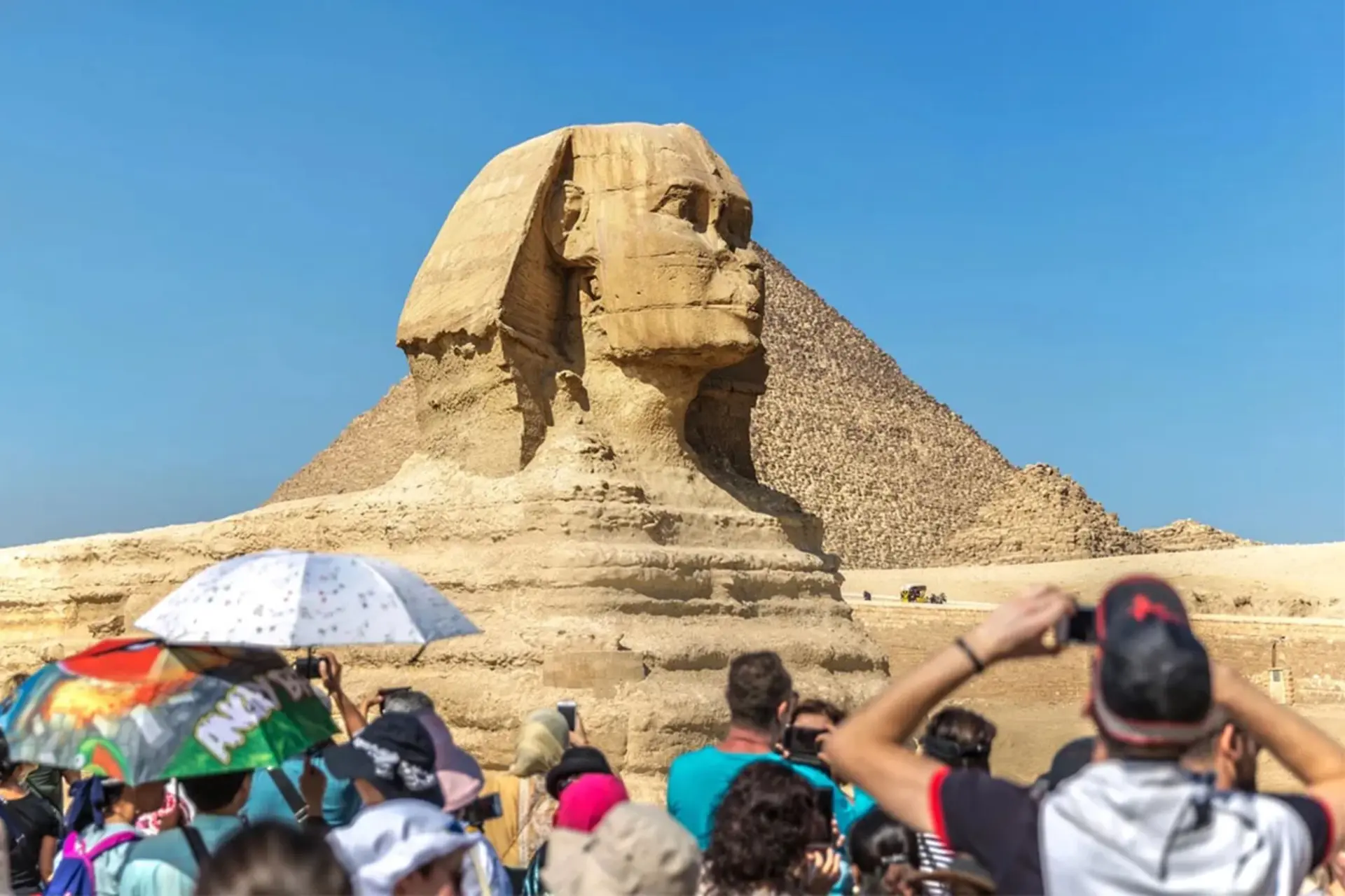 تحول در دروازه‌های ورود به سرزمین فراعنه؛ مصر ویزای کاغذی را کنار گذاشت