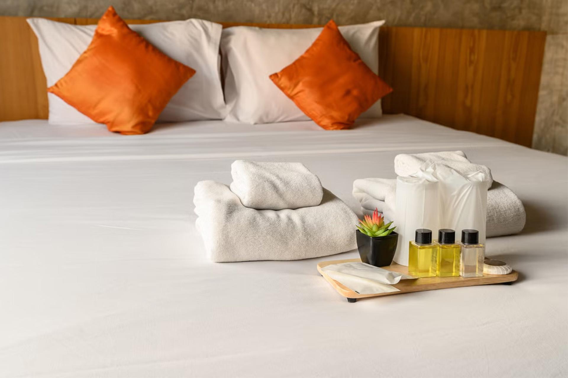 یادگاری یا جریمه؛ از اتاق هتل چه چیزهایی برداریم؟