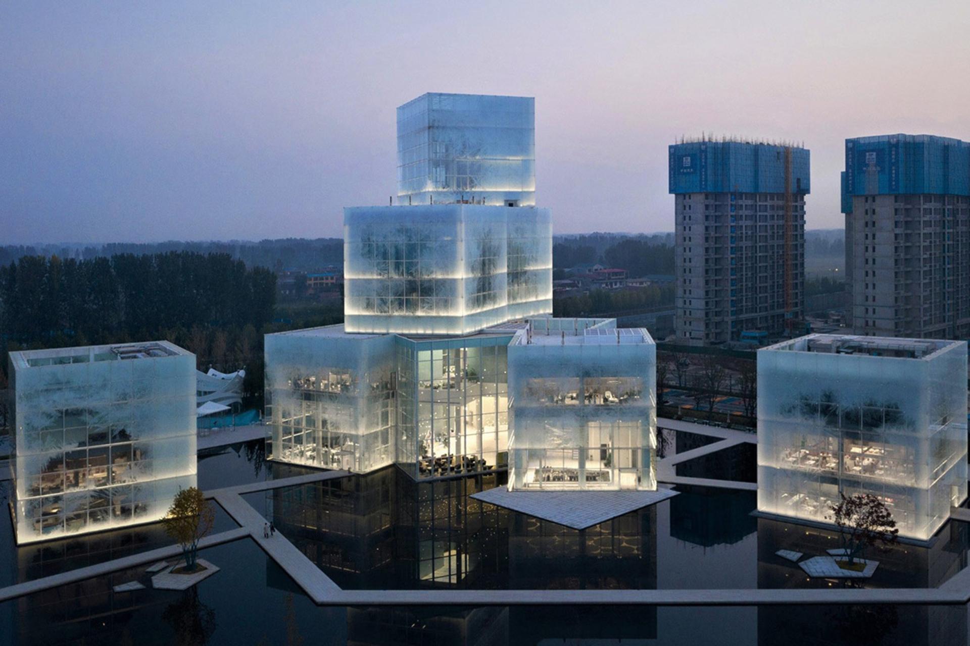 ساختمان های مکعبی مرکز فرهنگی گردشگری شین‌شیانگ