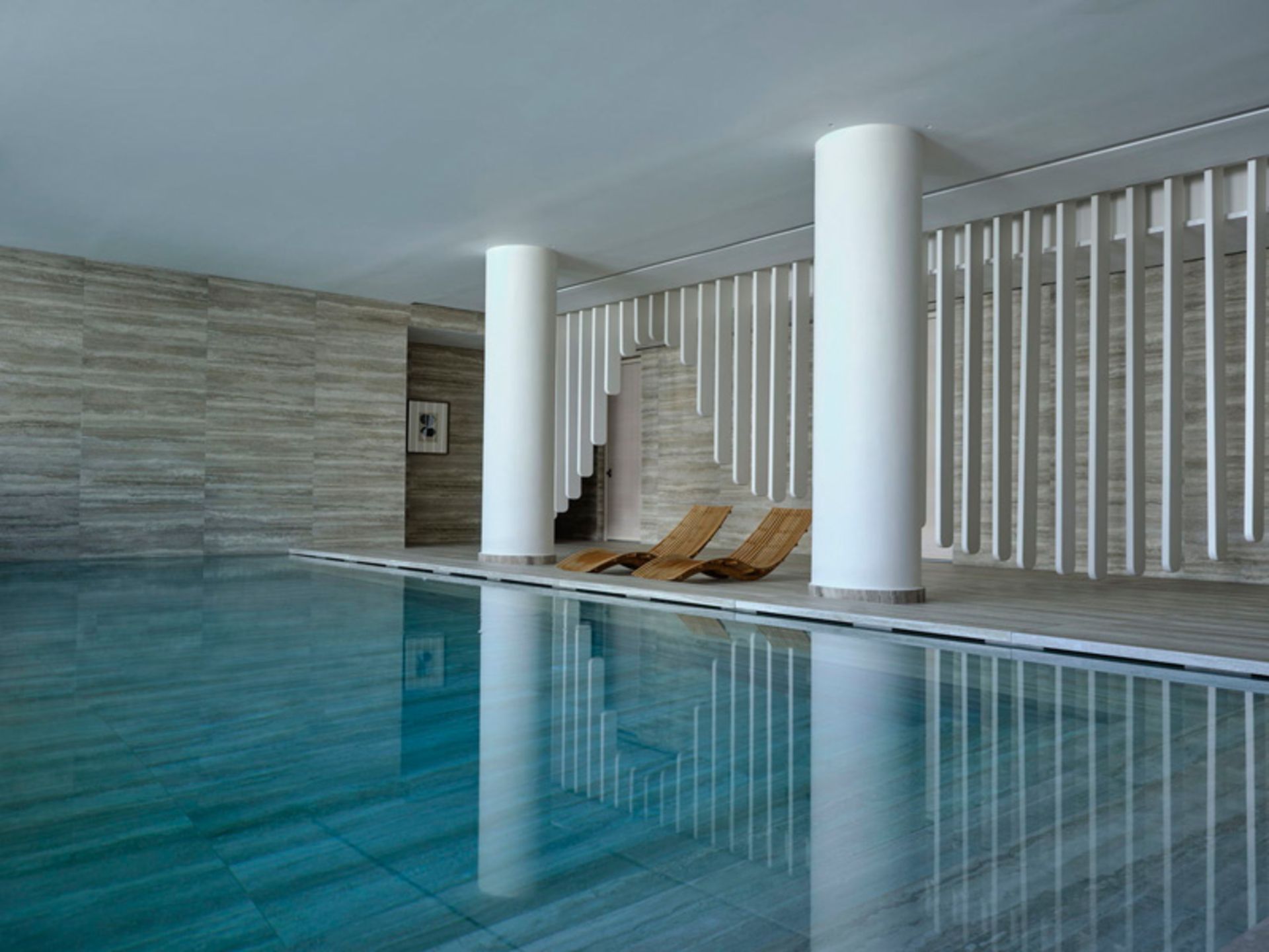  استخر هتل دئوس در میکونوس یونان