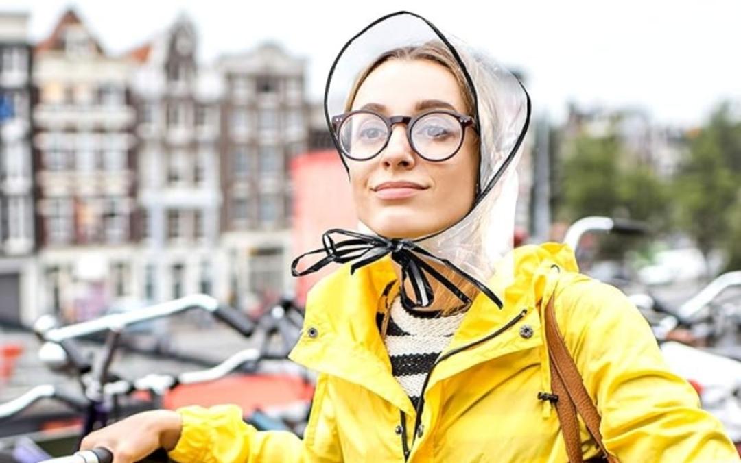 کلاه مخصوص هوای بارانی