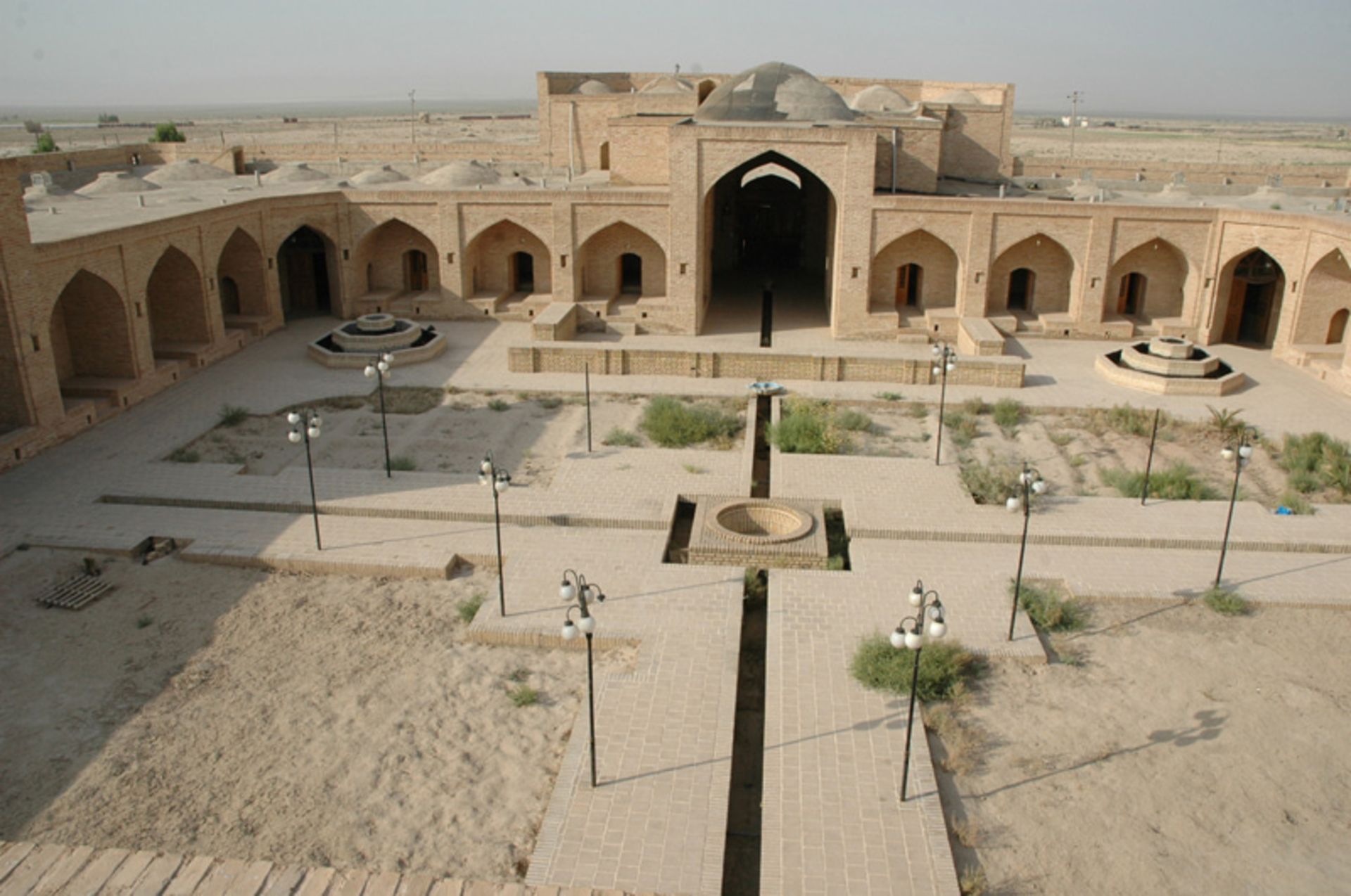 کاروانسرای شاه عباسی ده نمک آرادان