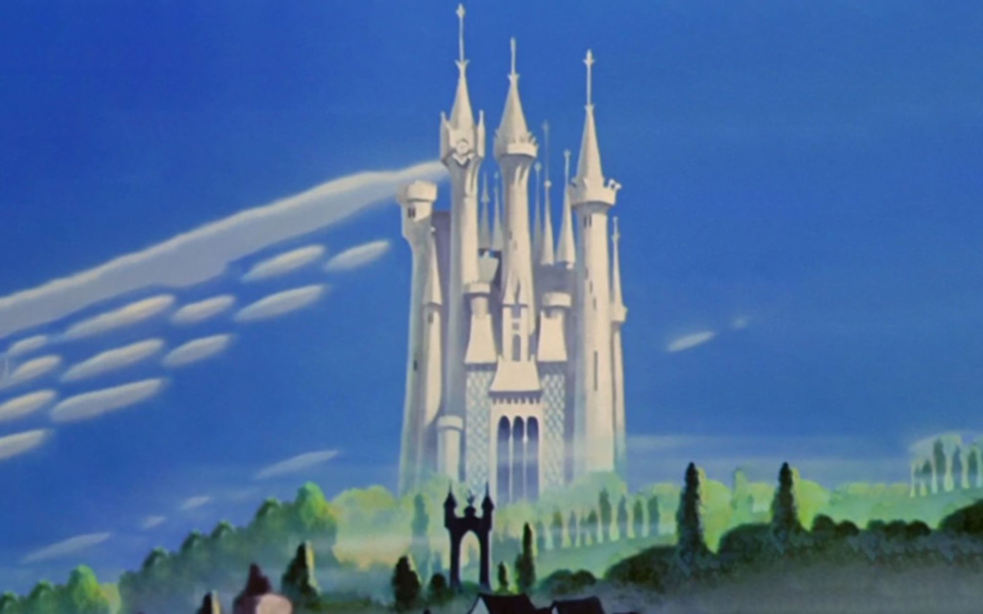 آسمان آبی و قلعه سیندرلا