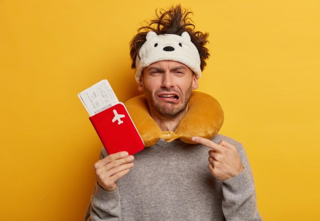 ناراحتی در زمان برخورد با مشکل در سفر هوایی