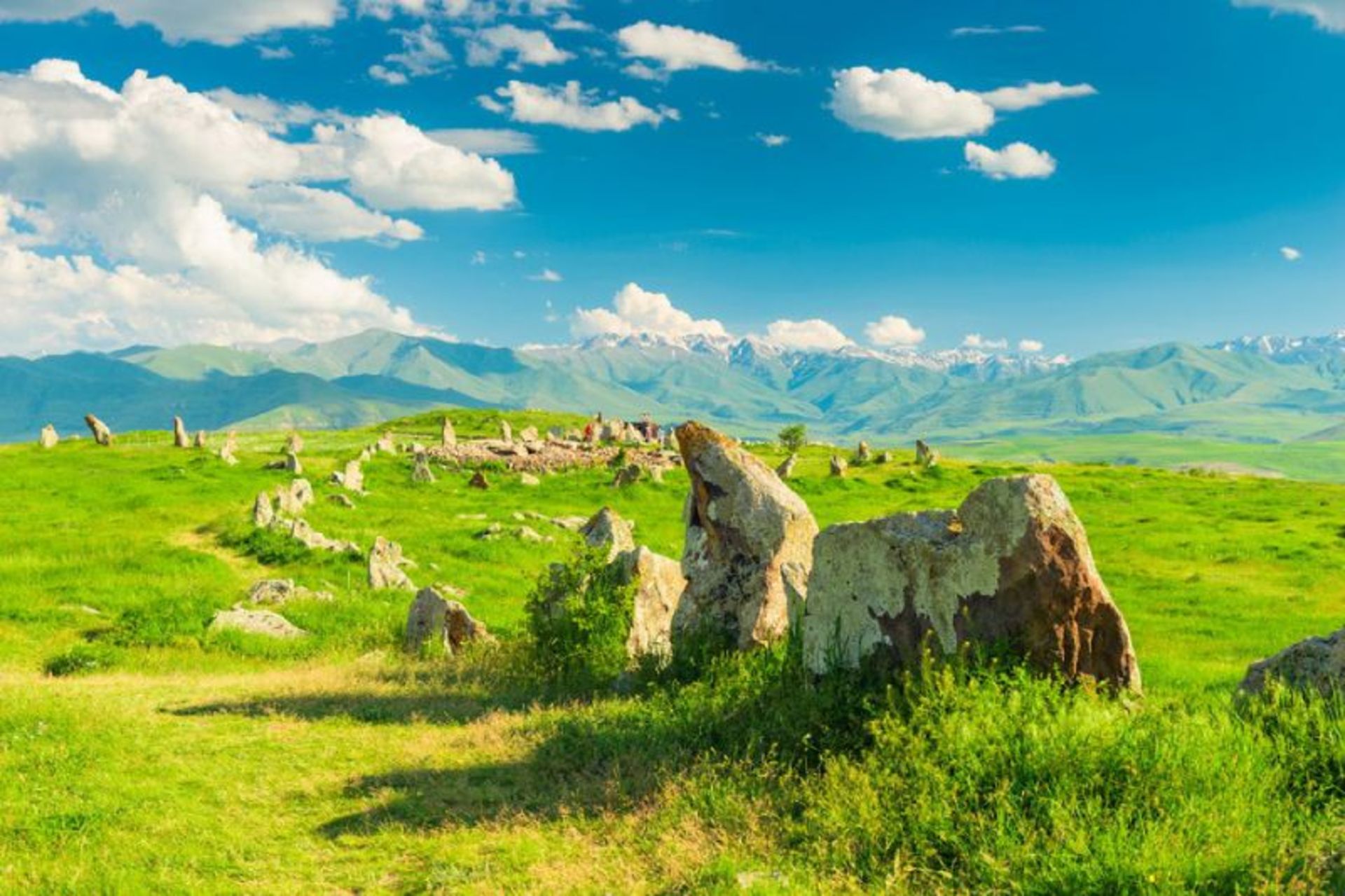 طبیعت سرسبز محوطه باستانی کاراهونج ارمنستان