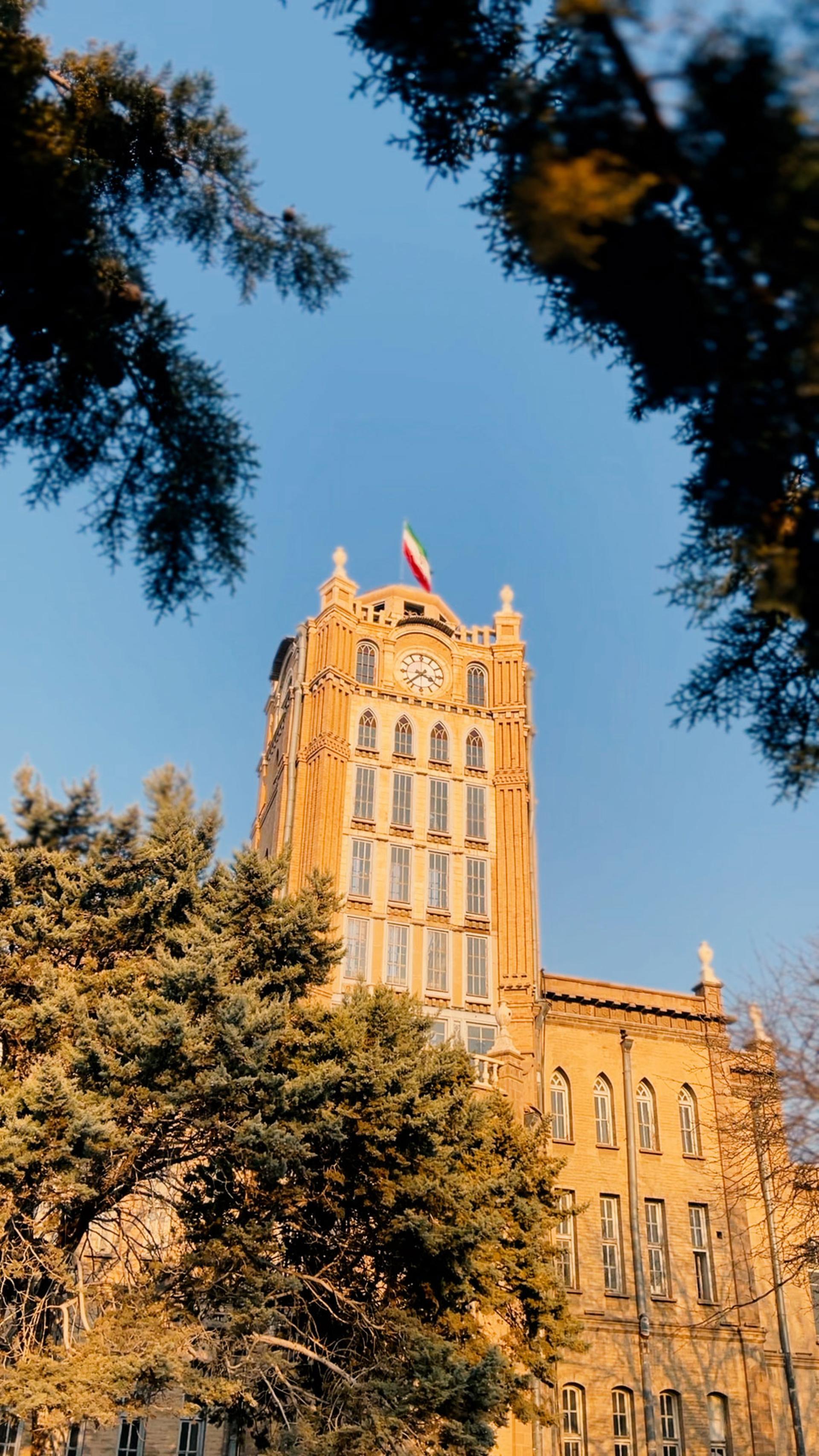 برج تاریخی  ساعت تبریز