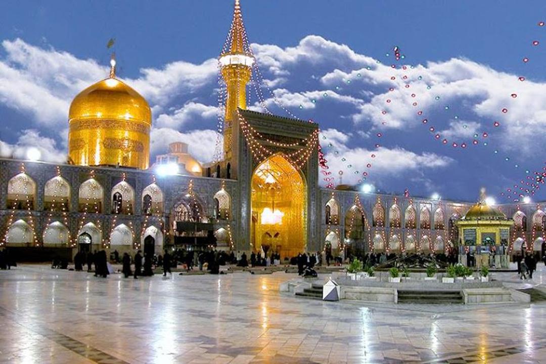 صحن حرم امام رضا