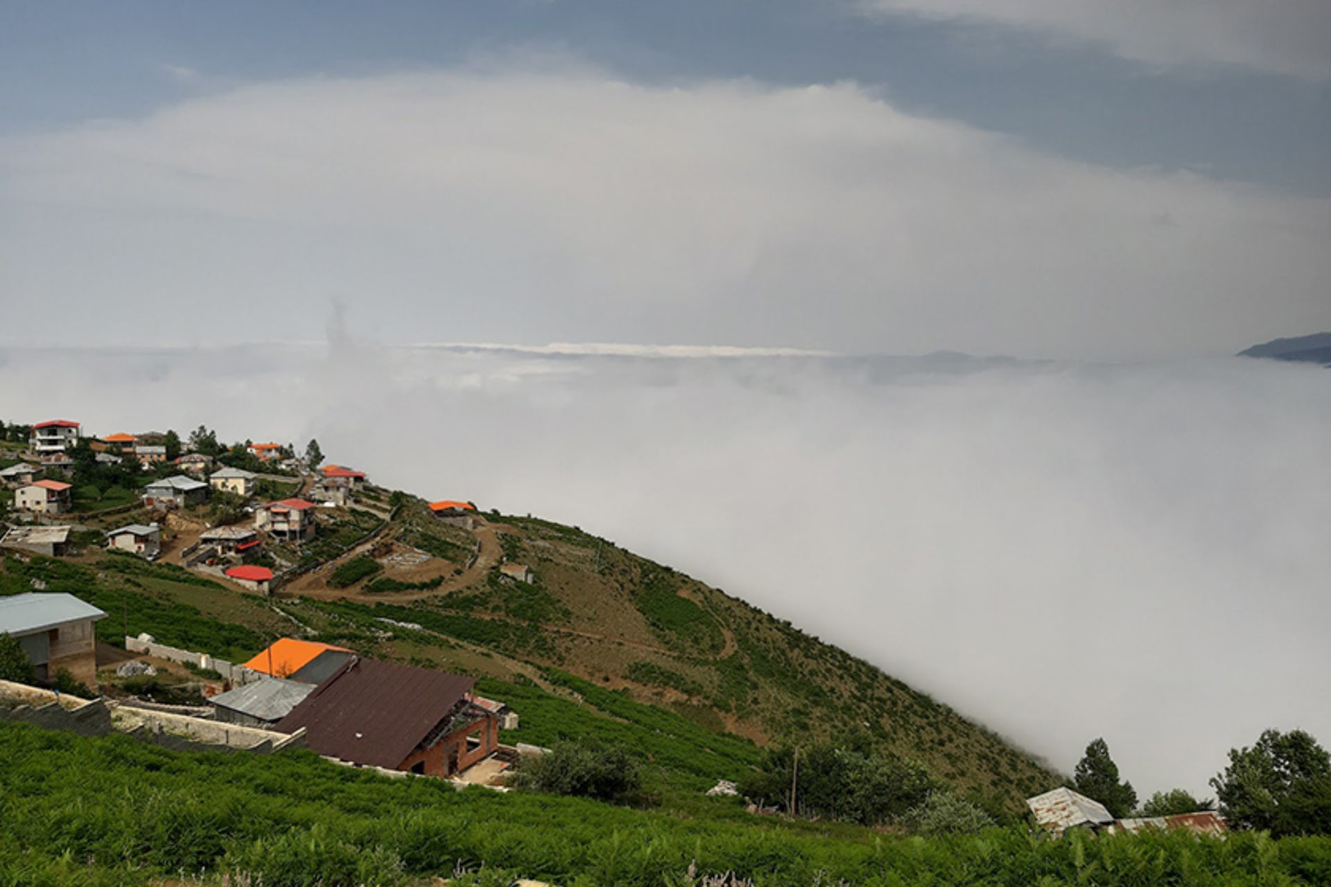 دریای ابر روستای فیلبند
