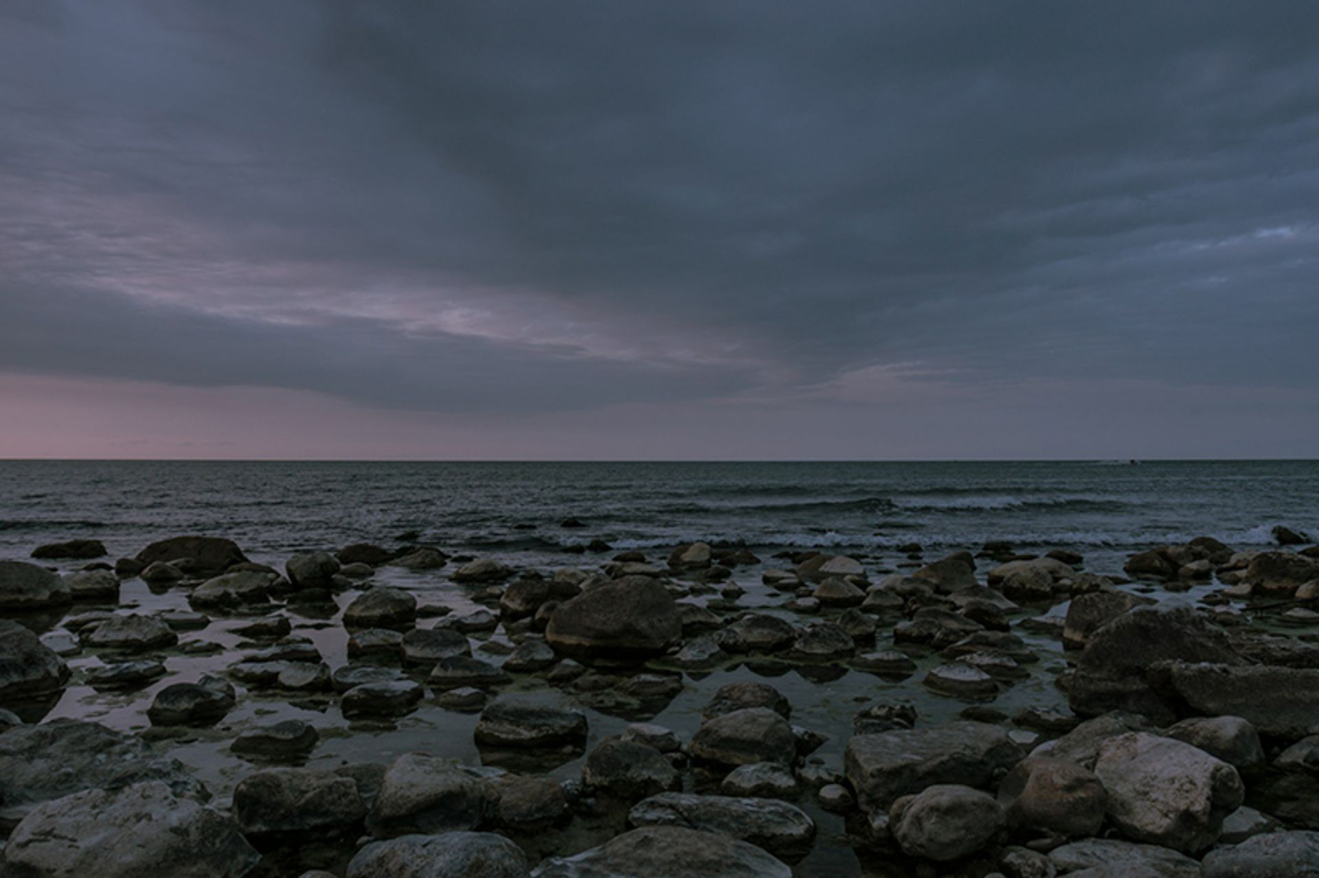 ساحل سنگی نوشهر