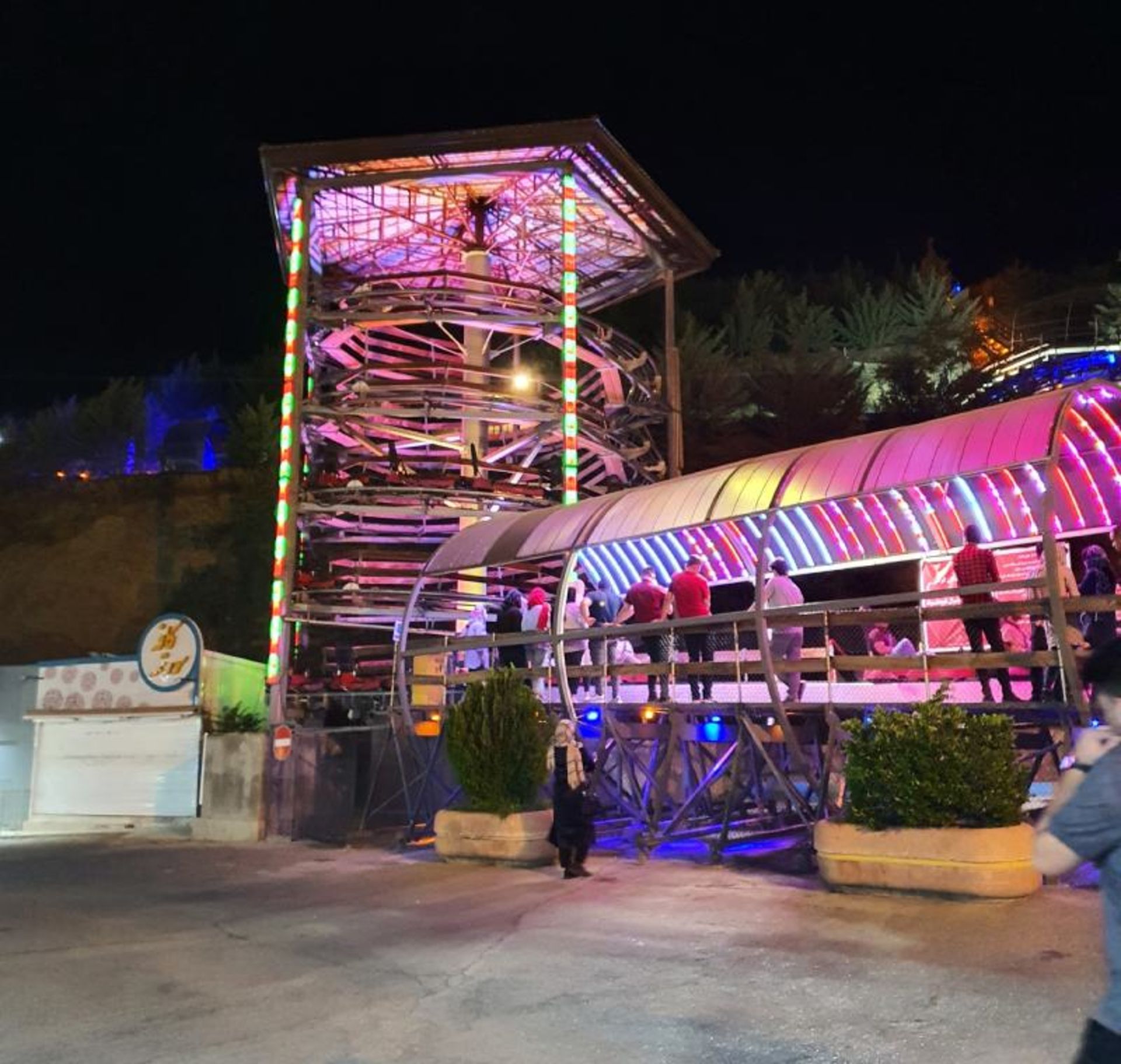 نورپردازی ایستگاه سورتمه توچال تهران