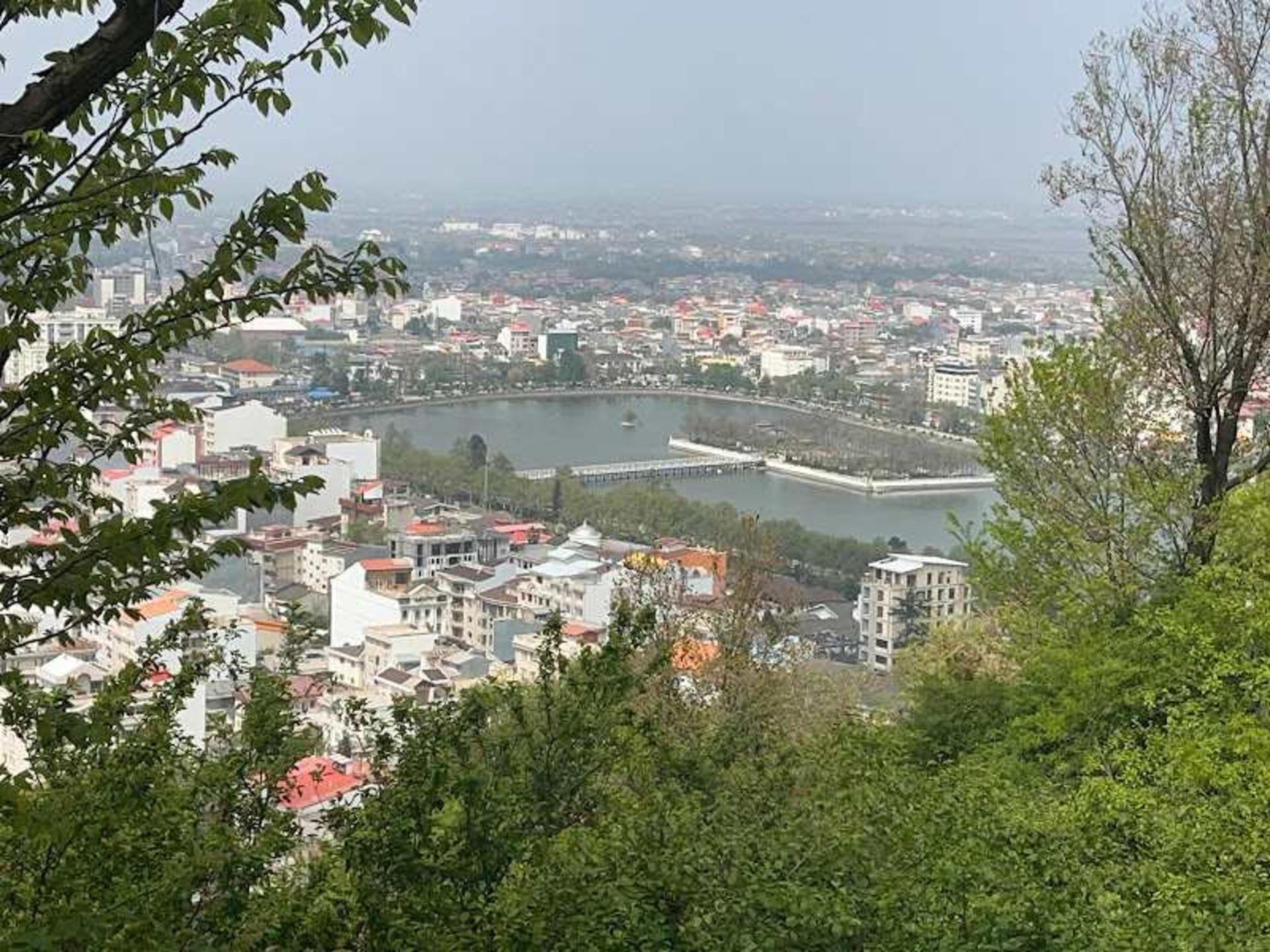 چشم انداز بام لاهیجان