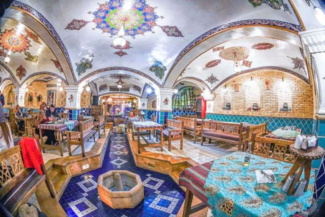 سالن سنتی رستوران کته ماس شیراز