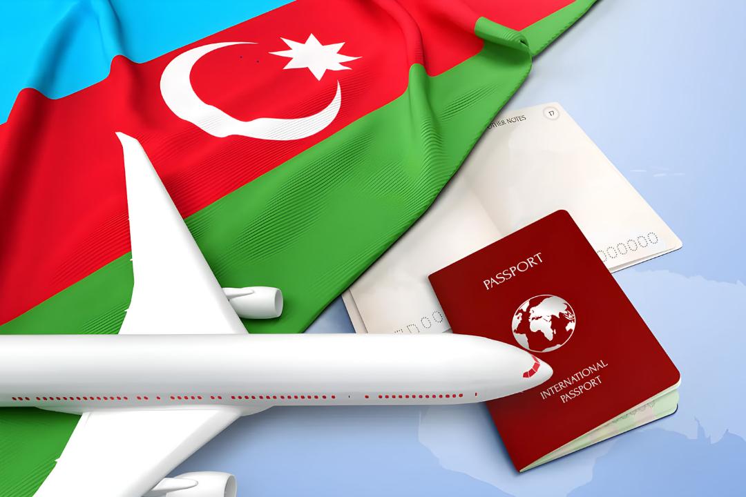 پرواز با هواپیما بر فراز پرچم جمهوری آذربایجان (Azerbaijan) و گذرنامه
