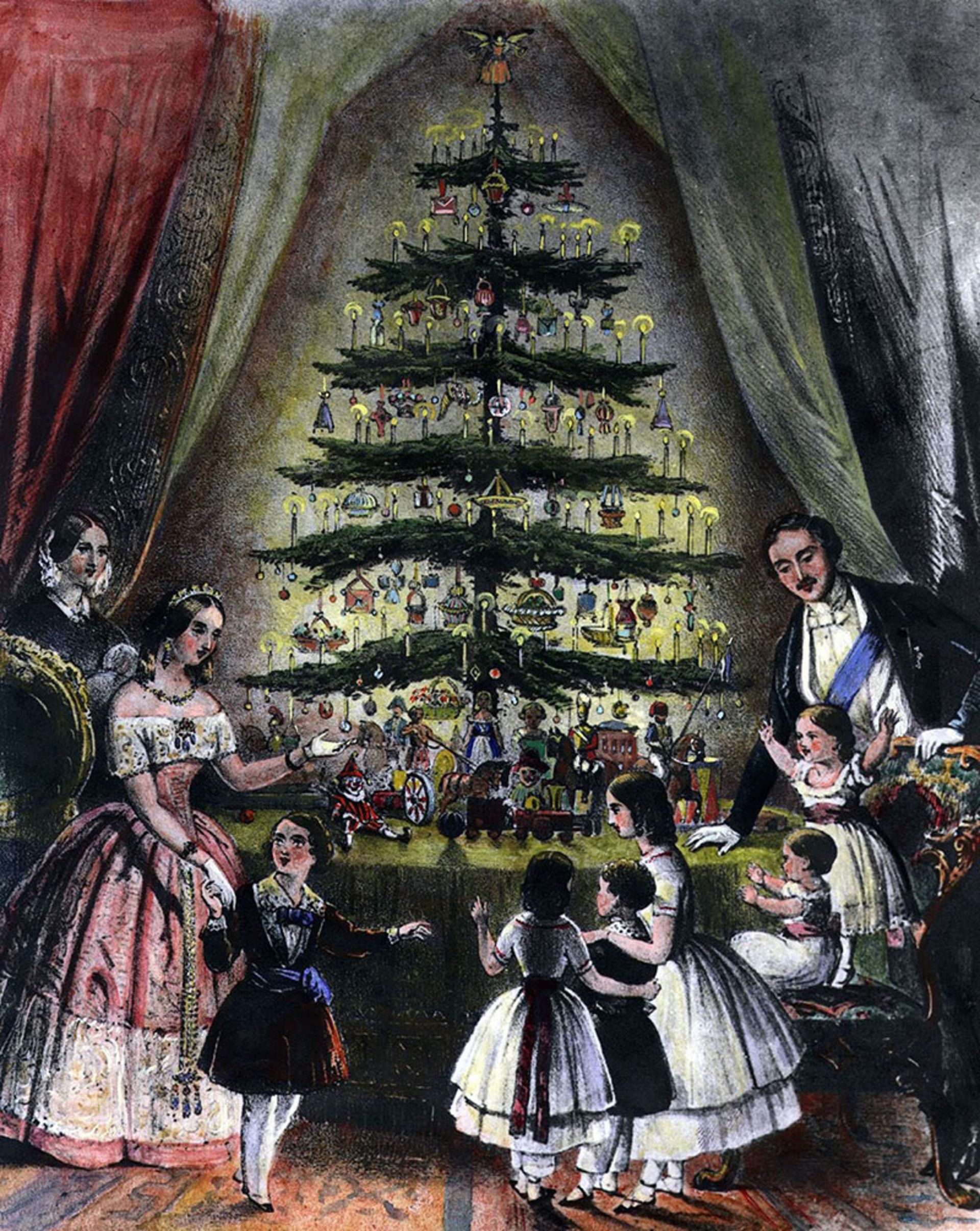 عکس تاریخی از گردهمایی اعضای خانواده سلطنتی بریتانیا کنار درخت کریسمس 