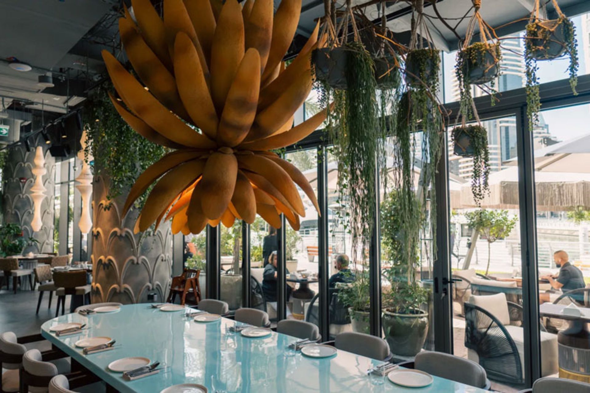 دکوراسیون رستوران چایخانه شماره ۱ دبی 