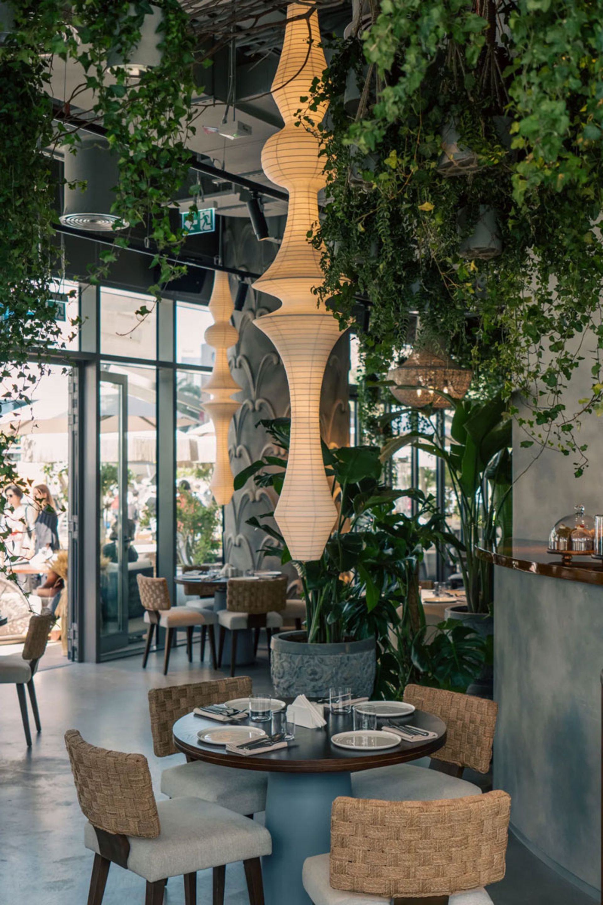 تزیینات رستوران چایخانه شماره ۱ دبی 